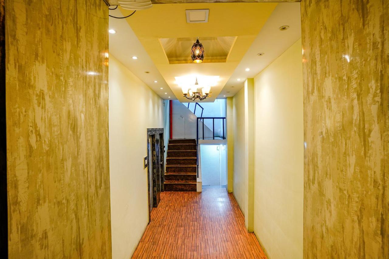 ホテルFabexpress Vinyasa Residency バヤンデル エクステリア 写真