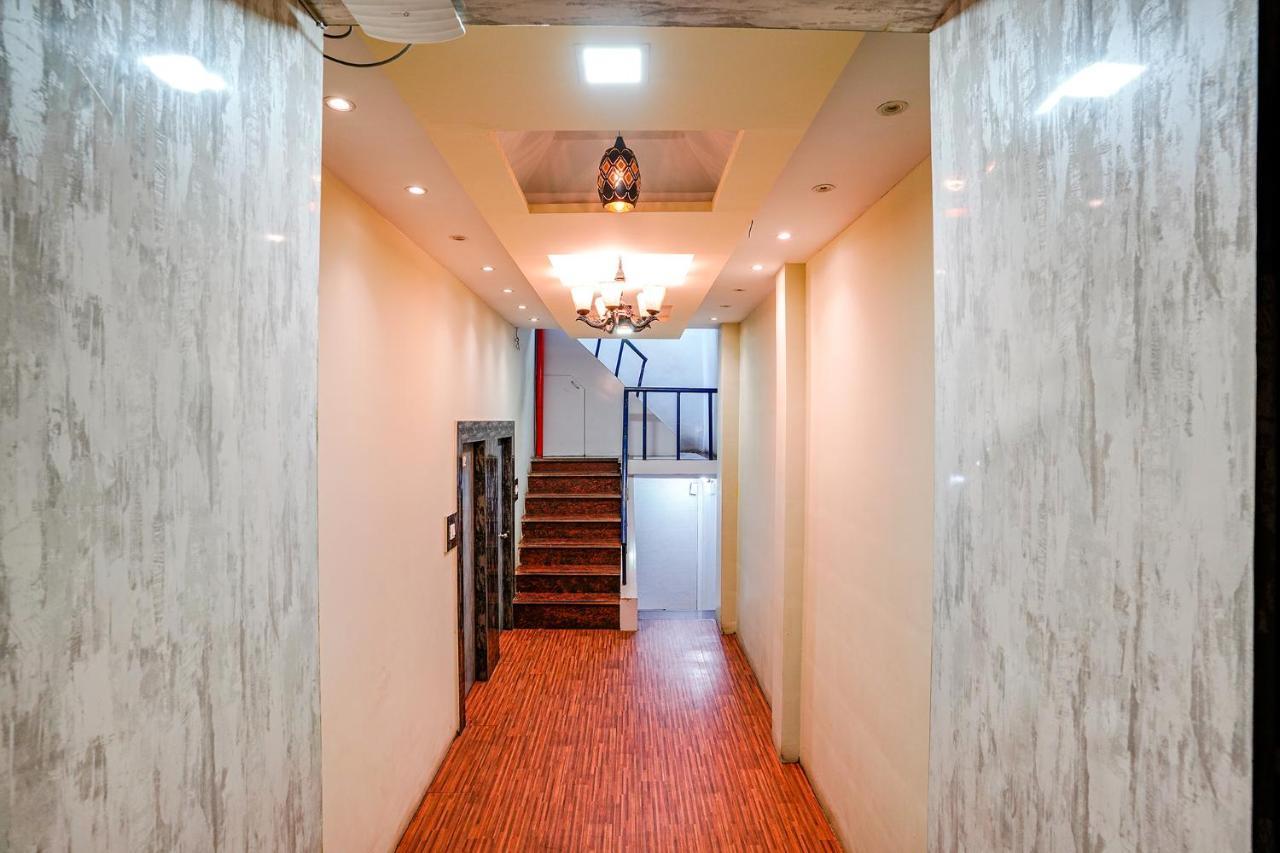 ホテルFabexpress Vinyasa Residency バヤンデル エクステリア 写真